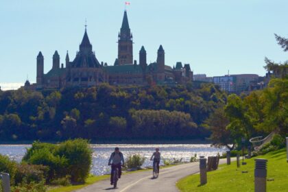 federal-departments-plan-job-cuts-of-5%,-lower-than-the-promised-10%:-budget-watchdog