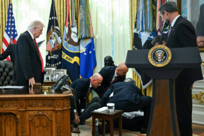 man-faints-in-oval-office-as-trump-admin-announces-price-cuts-in-weight-loss-drugs