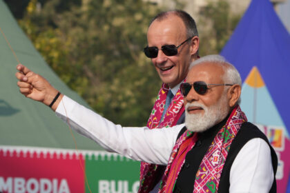 india,-germany-pledge-deeper-trade-and-security-ties