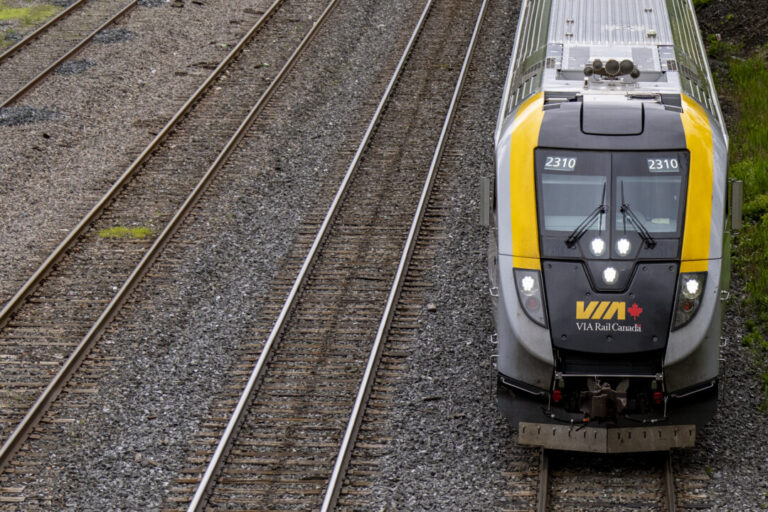 investigation-after-via-train-hits-two-truck-trailers-in-quebec,-no-injuries-reported