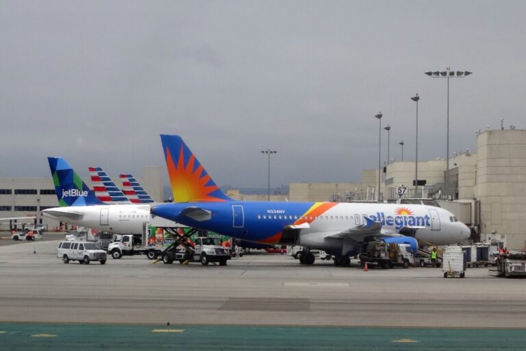 allegiant-and-sun-country-airlines-to-merge