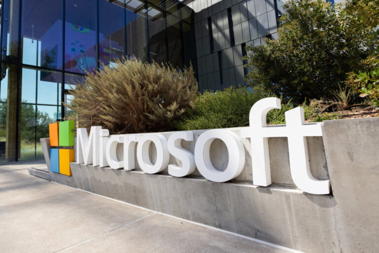 trump-says-microsoft-will-make-changes-to-address-data-centers-pushing-up-electricity-bills