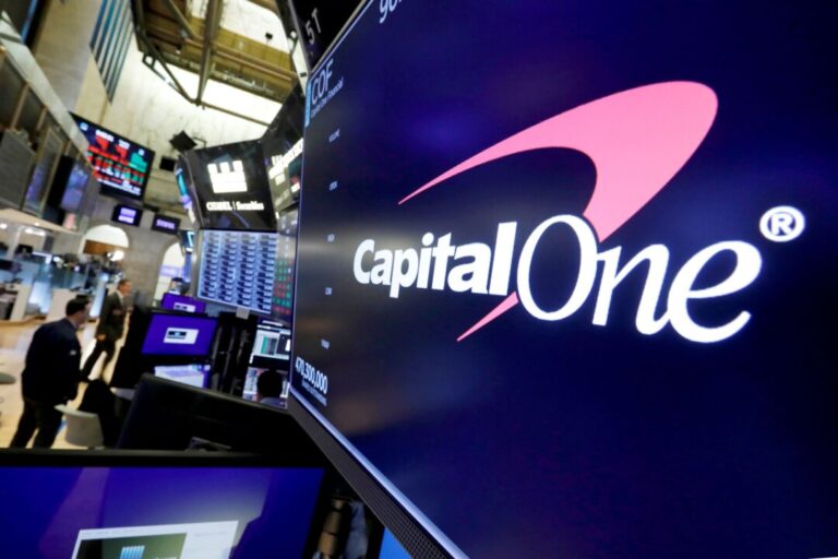 federal-judge-rejects-capital-one’s-$425-million-settlement-with-depositors