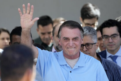 brazil’s-supreme-court-declines-to-arrest-bolsonaro-for-violating-social-media-ban