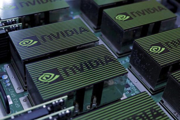 us-gives-go-ahead-for-nvidia’s-h200-chip-sales-to-china