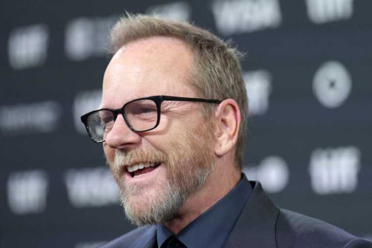 canadian-actor-kiefer-sutherland-arrested-in-alleged-assault-of-ride-hail-driver:-la-police 