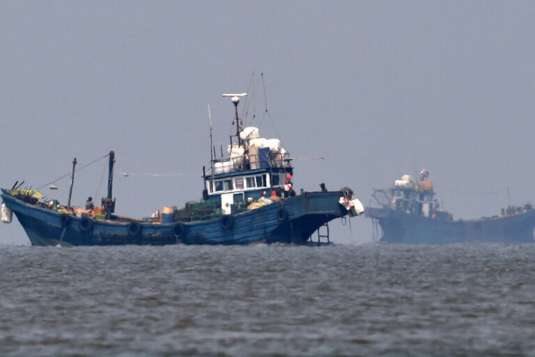 south-korea-launches-search-after-reports-9-missing-on-capsized-chinese-fishing-boat
