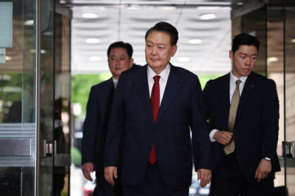 south-korea-special-prosecutor-indicts-ex-president-yoon-on-more-charges
