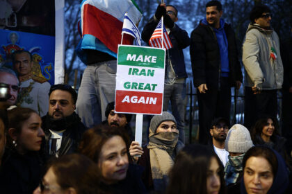 as-iran-protests-grow,-us-works-to-isolate-regime-and-pressure-china
