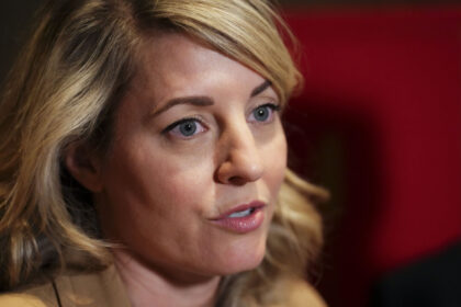 minister-joly-hints-ottawa-seeking-free-trade-with-china
