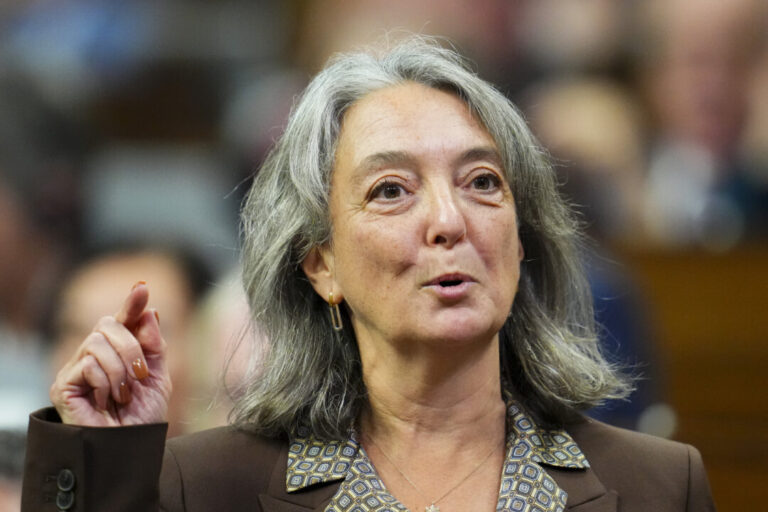 liberal-ministers-decline-to-say-when-emissions-cap-could-be-axed