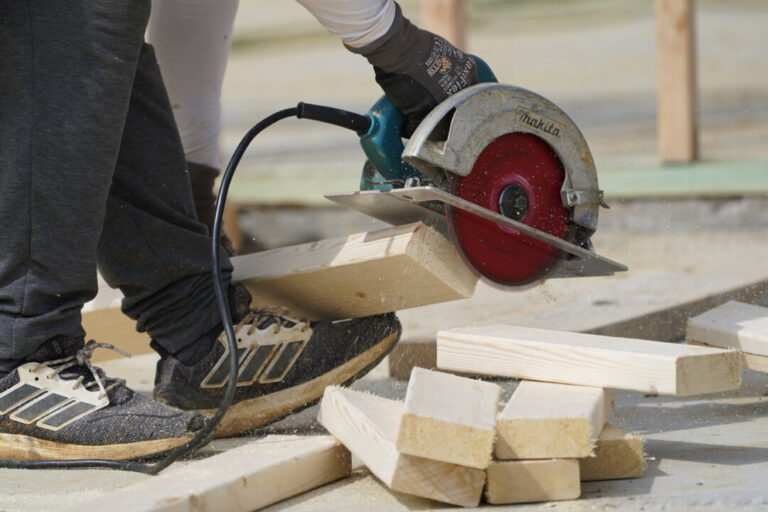 remodeling-contractors-outnumber-new-home-builders,-national-association-says