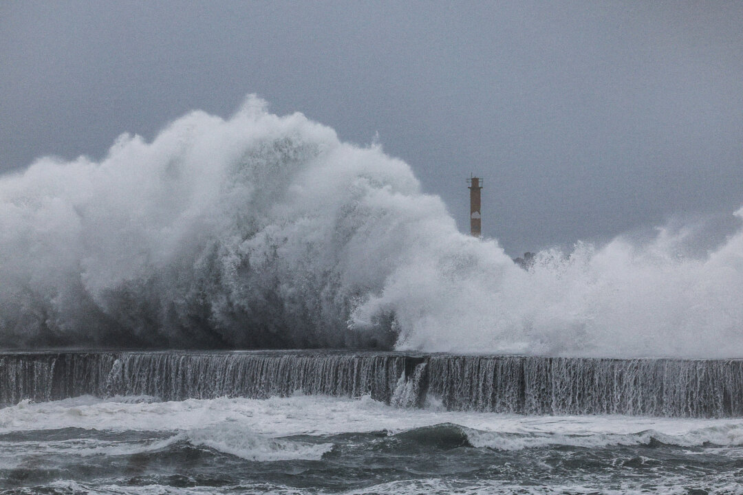 view-of-typhoon-fung-wong-in-southern-taiwan