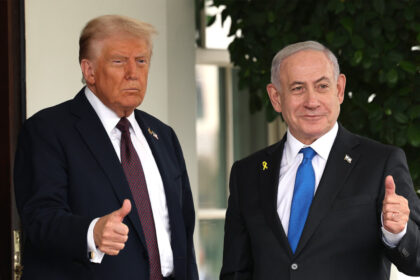 trump-urges-israeli-president-to-pardon-netanyahu,-herzog’s-office-says