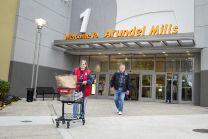 us-credit-and-debit-card-spending-posts-largest-increase-since-early-2024