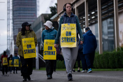 bcgeu-members-vote-89-percent-in-favour-of-deal-to-officially-end-strike