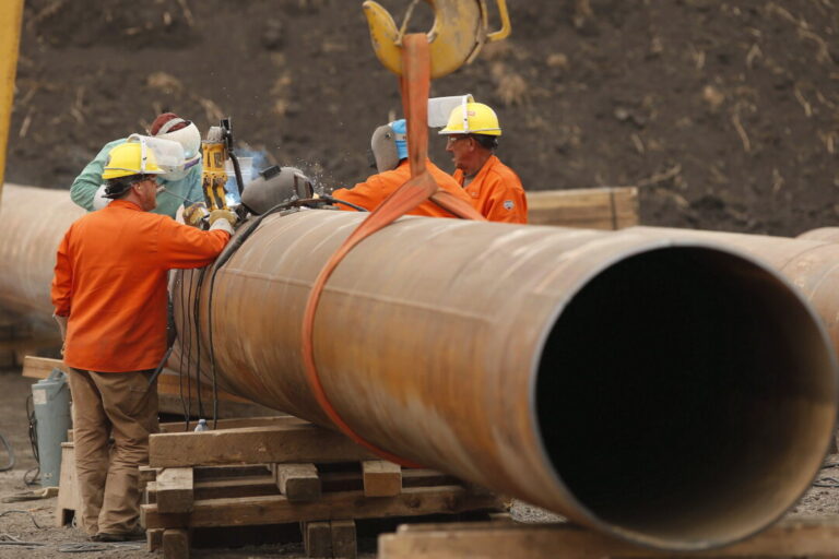 enbridge-spending-us$1.4-billion-to-increase-shipping-capacity-to-us-markets