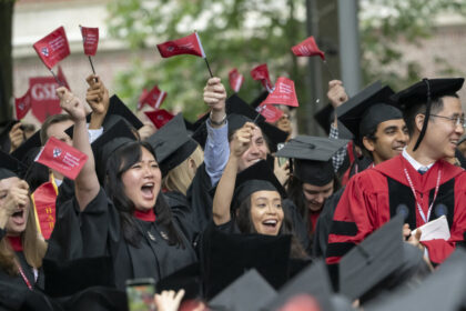 hiring-outlook-for-college-graduates-worst-in-5-years,-us-employers-say