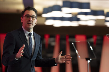 high-speed-rail-line-could-see-long-tunnels-beneath-montreal,-toronto,-raising-costs