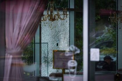 bc-lawyers-receiving-extortion-threats,-legal-regulator-warns