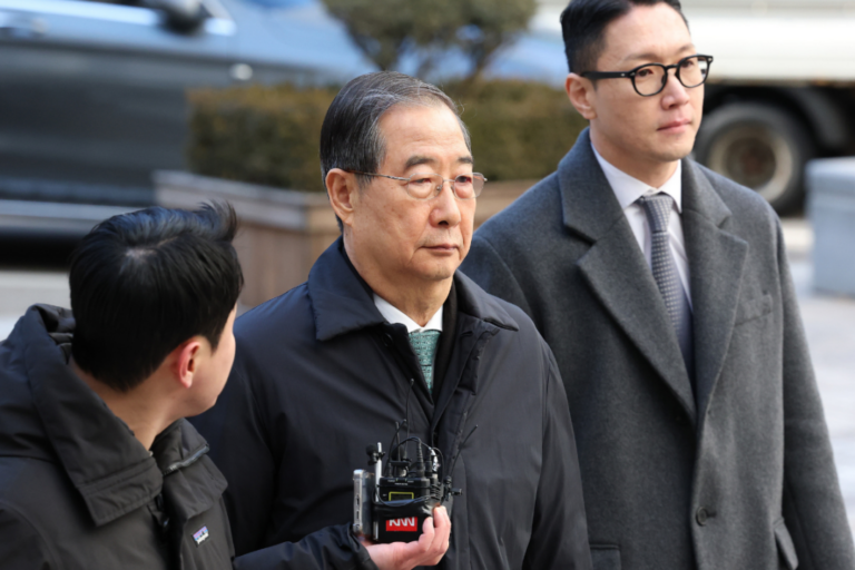 former-south-korean-prime-minister-jailed-for-23-years-in-martial-law-case