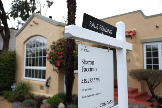 pending-home-sales-in-us-drop-nearly-10-percent-in-december:-nar