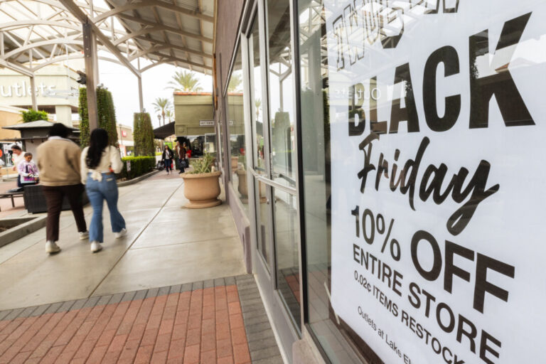 fed’s-preferred-inflation-measure-ticks-up-in-november