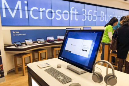 microsoft-365-down-for-thousands-of-users,-downdetector-shows