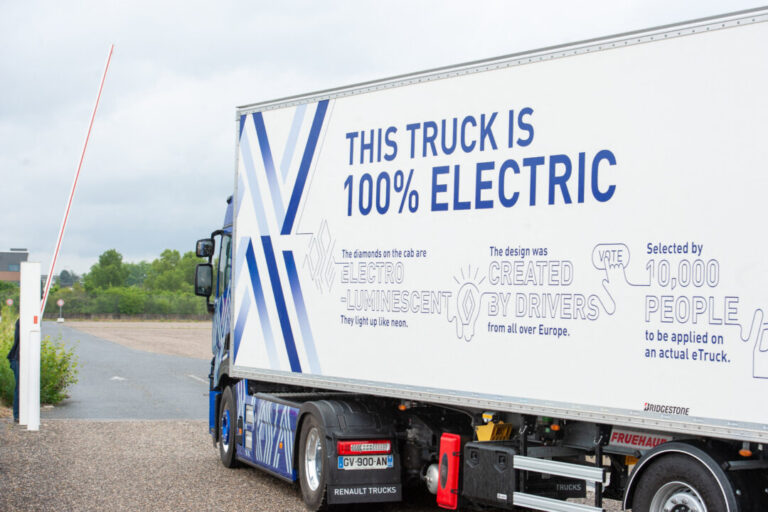 big-corporates-benefitting-from-taxpayer-backed-clean-energy-funding:-senator