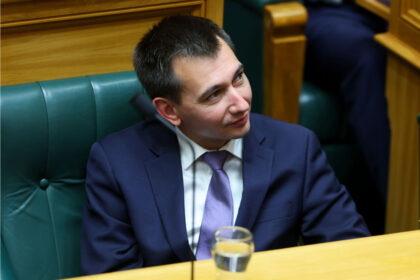 new-zealand-bans-new-puberty-blocker-prescriptions-for-kids-with-gender-dysphoria