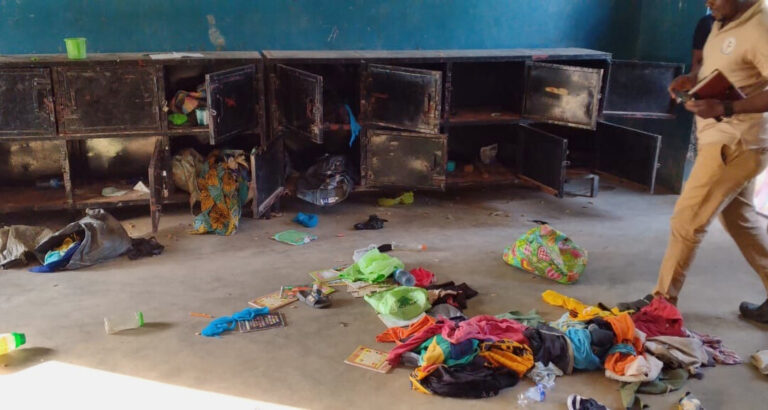 gunmen-abduct-more-than-200-schoolchildren-and-12-teachers-in-attack-on-nigerian-catholic-school