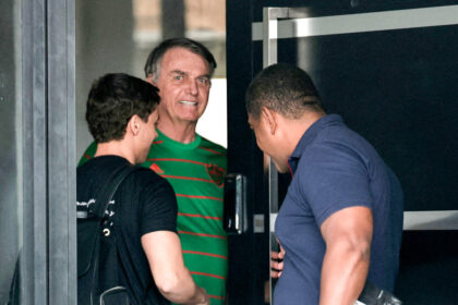 brazil’s-bolsonaro-detained-after-court-rules-supporters’-vigil-posed-risk-of-escape