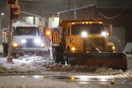 name-that-plow:-winnipeggers-asked-to-name-city’s-snowplow-fleet