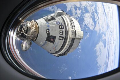 nasa-reduces-boeing’s-starliner-missions-as-spacex-books-more-flights