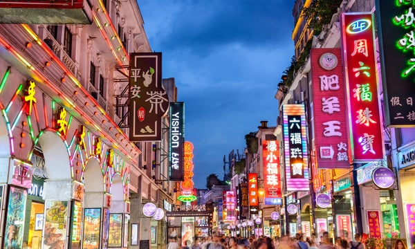 guangzhou-talks-the-talk-on-protecting-cantonese,-but-can-it-walk-the-walk?