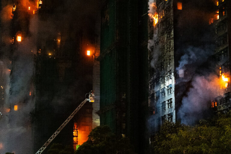 hong-kong-canadians-reeling-after-deadly-highrise-inferno