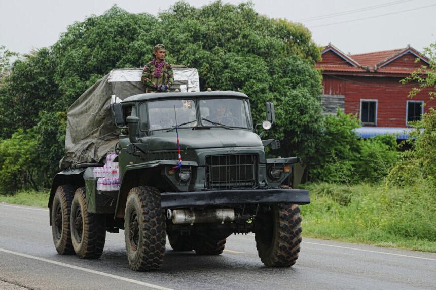 thailand,-cambodia-agree-to-meet-in-malaysia-to-discuss-cease-fire