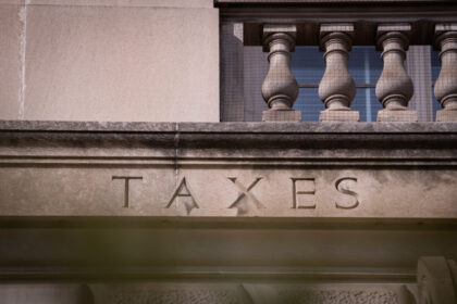 irs-urges-americans-to-prepare-early-for-2026-filing-as-new-law,-adjustments-take-effect