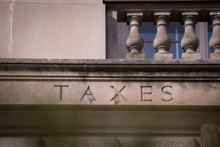 irs-urges-americans-to-prepare-early-for-2026-filing-as-new-law,-adjustments-take-effect