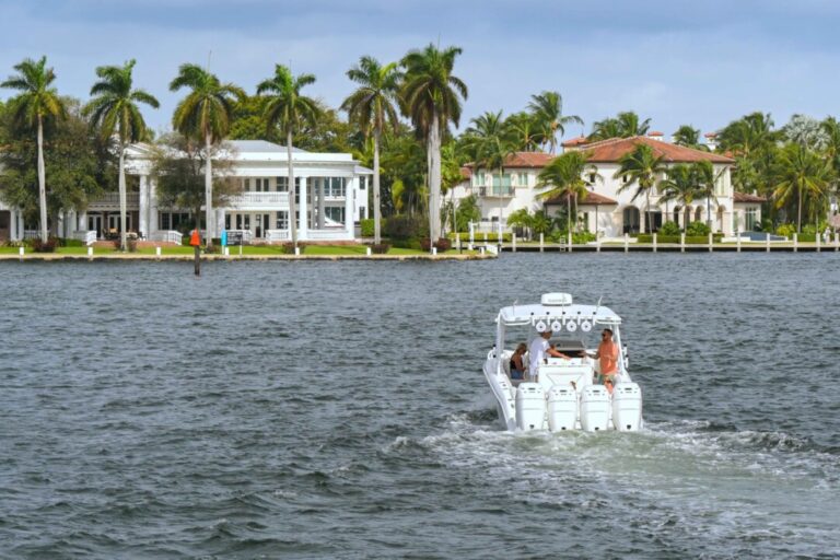 why-a-growing-number-of-canadians-are-leaving-the-country-for-good—and-what’s-driving-them-away