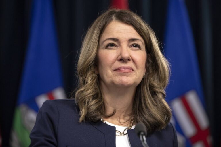 alberta-premier-smith-says-province-won’t-fund-appointment-of-new-judges-unless-ottawa-allows-more-input-on-selection