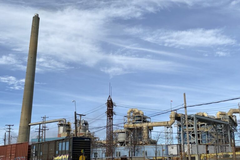 glencore-canada-suspends-major-investments-in-its-horne-smelter