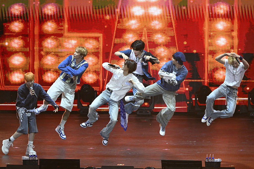 major-k-pop-artists-and-record-labels-donate-millions-in-aid-after-hong-kong-apartment-complex-fire