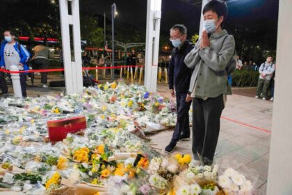 death-toll-rises-to-146-in-hong-kong-fire,-beijing-warns-against-protests