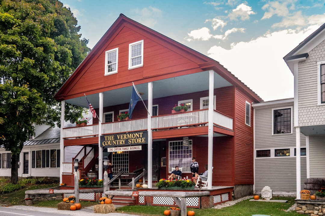 us-small-business-confidence-above-52-year-average:-kelly-loeffler