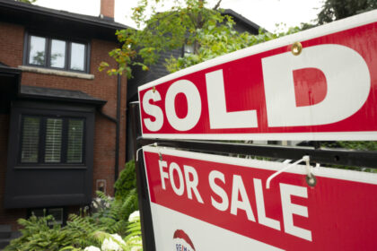 typical-toronto-home-mortgage-now-costs-families-110%-of-income