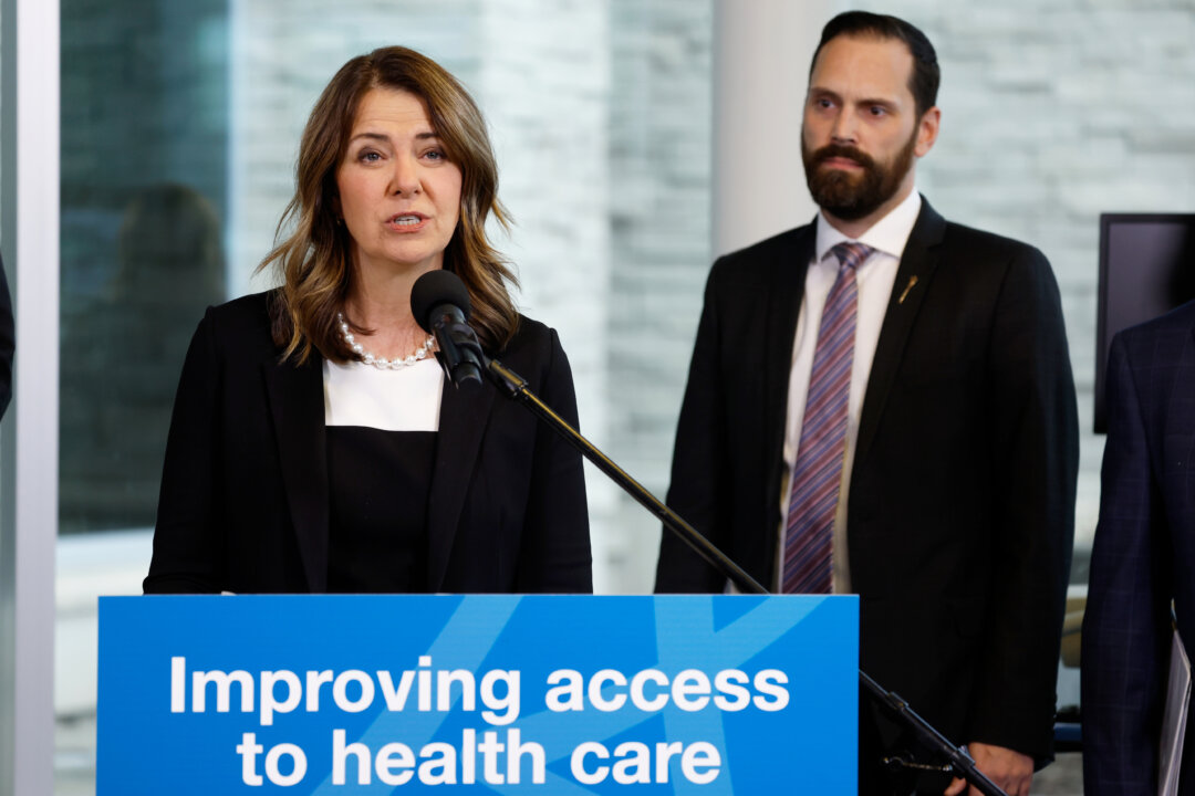 conrad-black:-as-alberta-moves-to-improve-health-care,-ottawa-must-lead-nationwide-reform