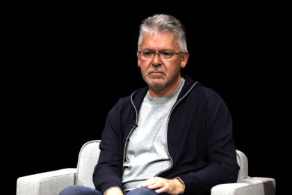 apple’s-ai-chief-is-stepping-down