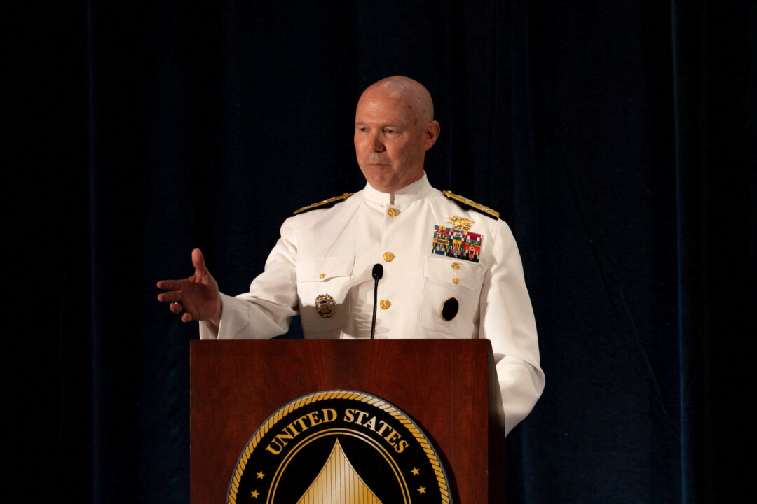 white-house:-admiral-ordered-follow-up-strike-on-drug-boat,-attack-was-lawful