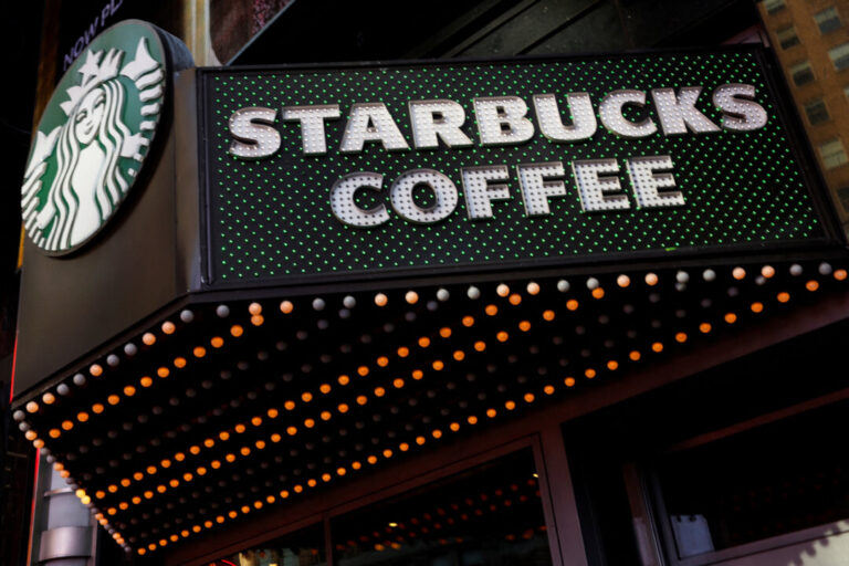 starbucks-will-pay-$38.9-million-to-settle-nyc-probe-over-worker-schedules